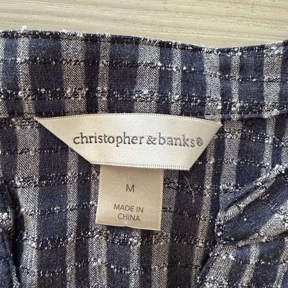 Christopher & Banks L Striped Lightly Textured V-Neck Top Navy Medium NWOT - Picture 2 of 4